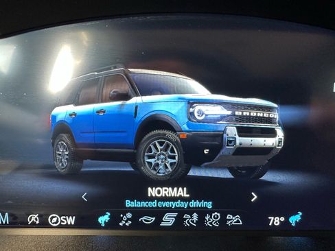 Used 2025 Ford Bronco Sport Badlands AWD/4WD image 41