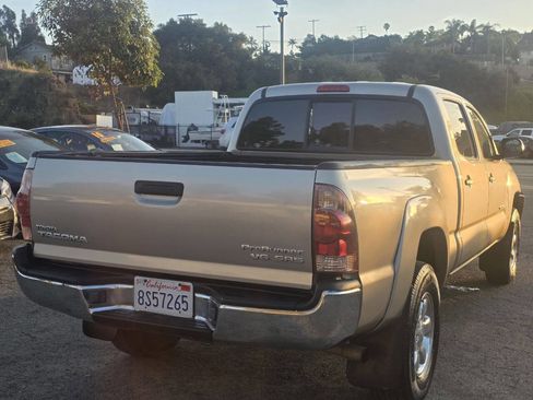 Used 2005 Toyota Tacoma PreRunner image 6