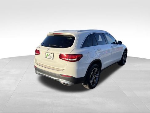 Used 2017 Mercedes-Benz GLC 300 GLC 300 w/ Premium 1 Package image 8