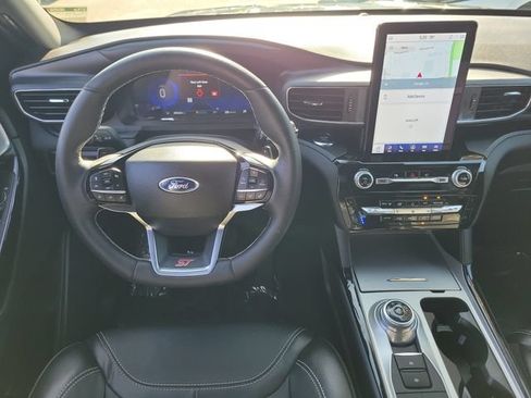 Certified 2023 Ford Explorer ST w/ Equipment Group 401A AWD/4WD image 4