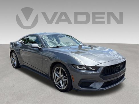 Used 2024 Ford Mustang Coupe RWD image 21