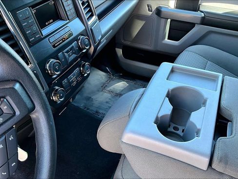 Used 2015 Ford F150 XLT AWD/4WD image 17