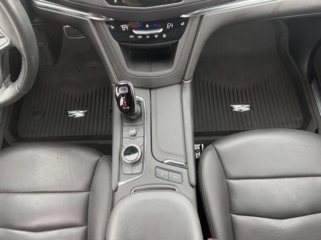 Certified 2024 Cadillac XT5 Sportv w/ LPO, Floor Liner Package AWD/4WD image 20