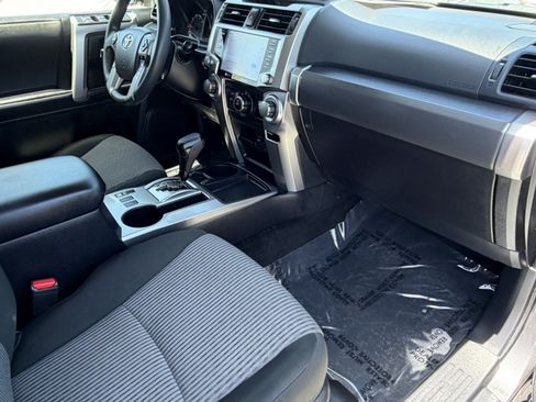 Certified 2022 Toyota 4Runner SR5 RWD image 10