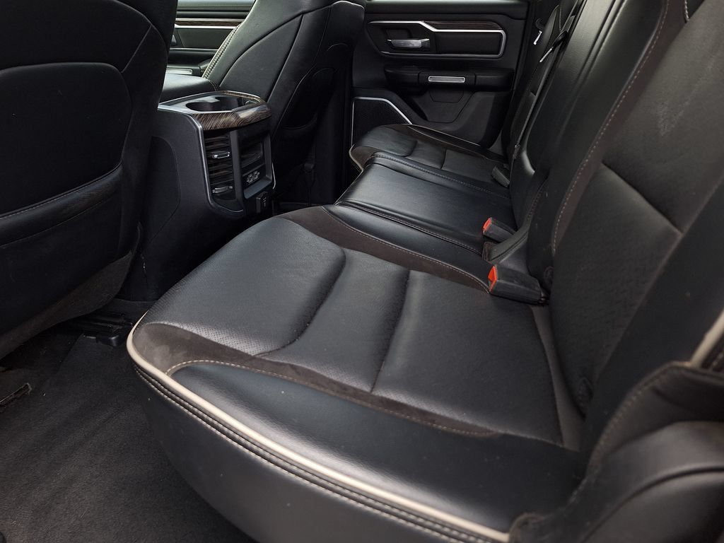 Used 2020 RAM 1500 Laramie AWD/4WD image 12