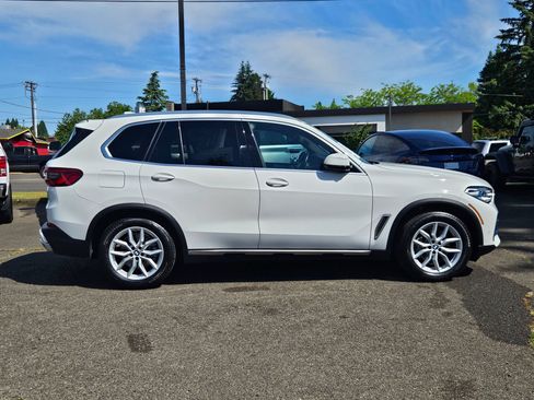 Used 2019 BMW X5 xDrive40i w/ Executive Package AWD/4WD image 6