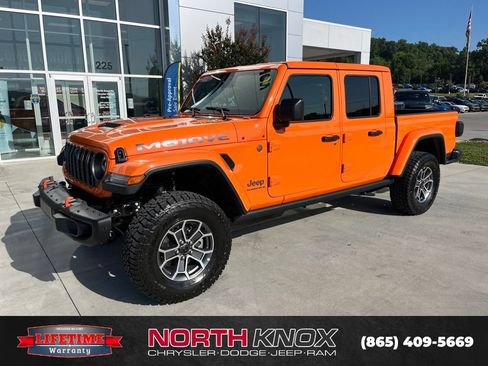 New 2026 Jeep Gladiator Mojave AWD/4WD image 1