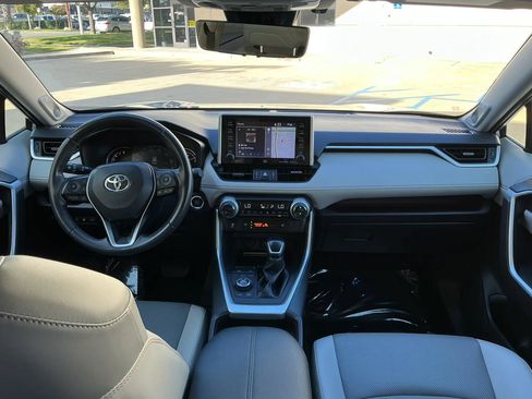Used 2021 Toyota RAV4 Limited AWD/4WD image 25