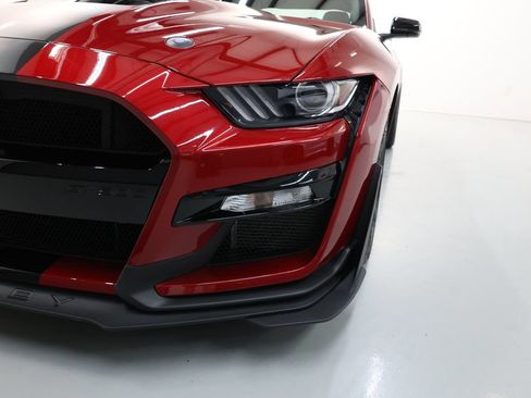 Used 2020 Ford Mustang Shelby GT500 w/ Carbon Fiber Track Pack RWD image 58