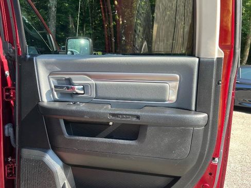 Used 2021 RAM 1500 Classic SLT RWD image 26