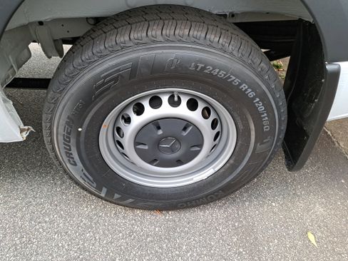 New 2026 Mercedes-Benz Sprinter 144 Cargo image 33