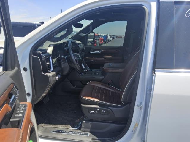 Used 2024 GMC Sierra 2500 Denali Ultimate AWD/4WD image 3