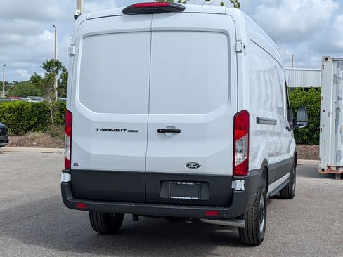New 2026 Ford Transit 250 148 Medium Roof RWD image 5