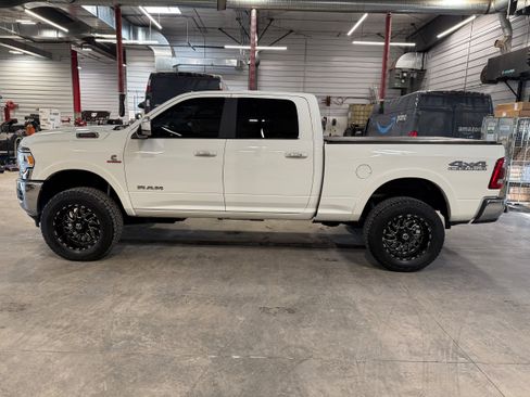 Used 2022 RAM 2500 Laramie image 30