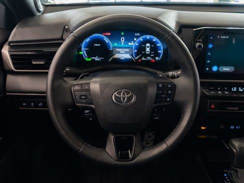 Used 2025 Toyota Camry XSE w/ Premium Package AWD/4WD image 10