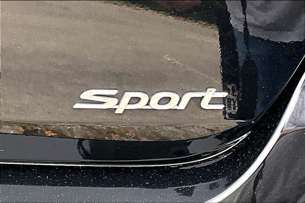Used 2018 Hyundai Sonata Sport w/ Winter Weather Package FWD image 8