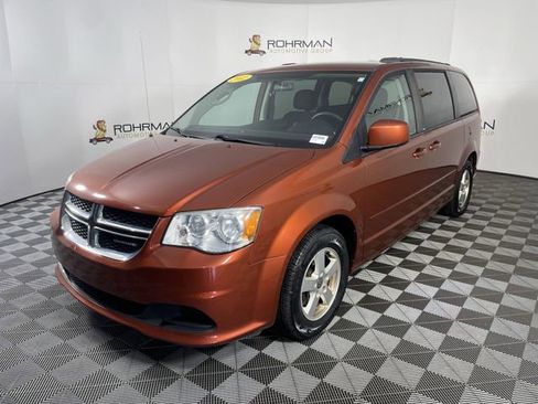 Used 2012 Dodge Grand Caravan SXT w/ Entertainment Group 1 image 42