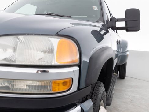 Used 2007 GMC Sierra 3500 SLE w/ Heavy-Duty Power Package RWD image 12