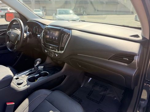 Used 2021 Chevrolet Traverse Premier w/ Redline Edition AWD/4WD image 23