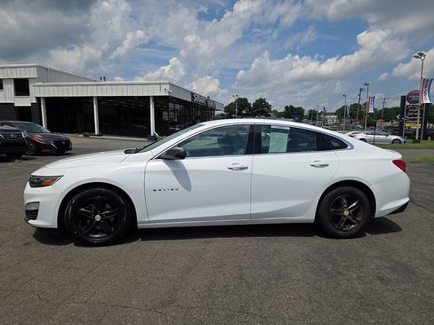 Used 2021 Chevrolet Malibu LS FWD image 8