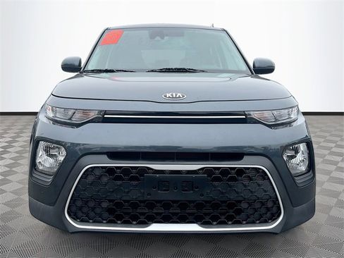 Used 2021 Kia Soul S image 2