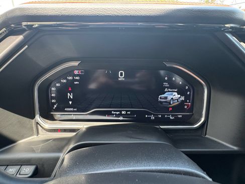 Used 2024 GMC Sierra 1500 AT4 w/ Technology Package AWD/4WD image 15
