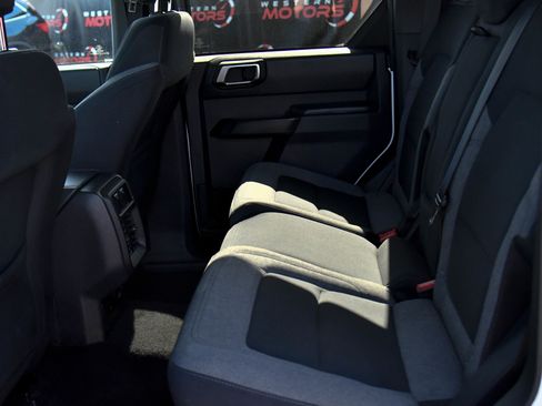 Used 2025 Ford Bronco Big Bend image 36