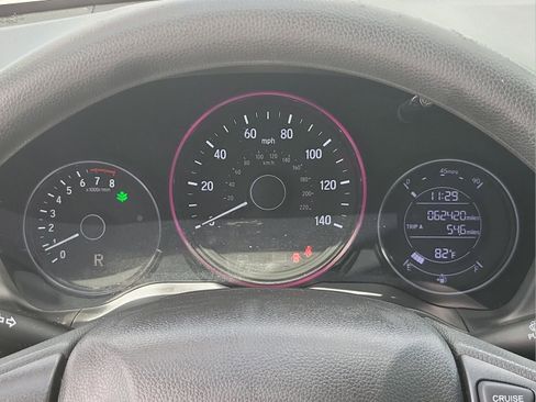 Certified 2020 Honda HR-V LX image 11