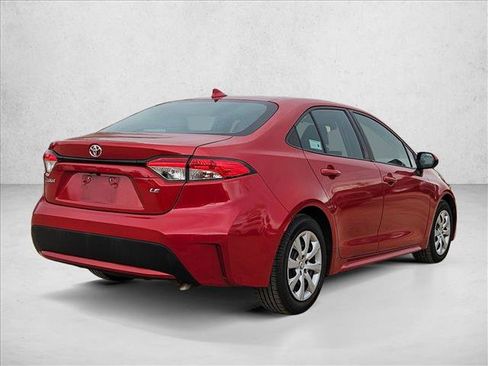 Used 2021 Toyota Corolla LE FWD image 5