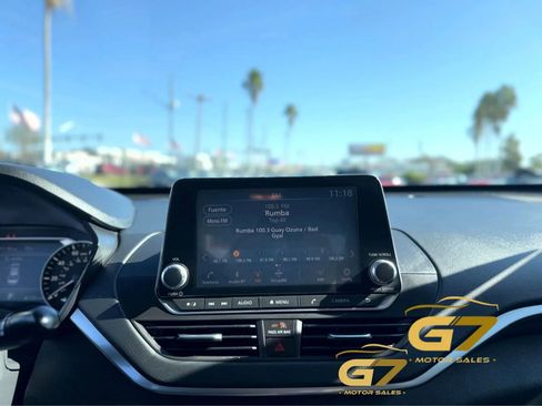 Used 2021 Nissan Altima 2.5 SV FWD image 21