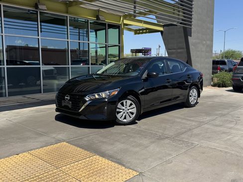 Used 2024 Nissan Sentra S image 1