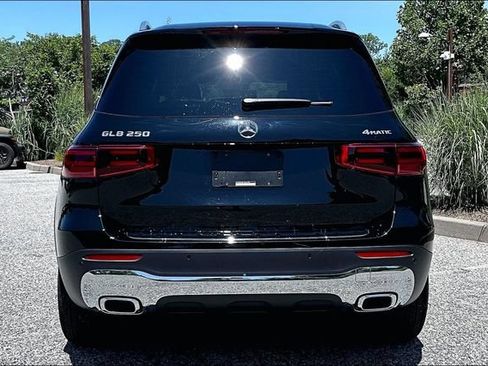 Certified 2026 Mercedes-Benz GLB 250 4MATIC image 16