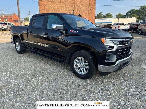 Used 2025 Chevrolet Silverado 1500 LT AWD/4WD image 7