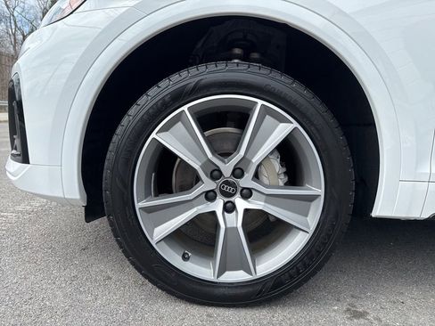 Used 2025 Audi Q5 2.0T Premium image 9