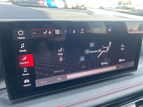 Used 2024 Dodge Hornet R/T w/ R/T Blacktop Package AWD/4WD image 13