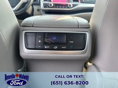 Used 2015 Toyota Highlander XLE AWD/4WD image 32