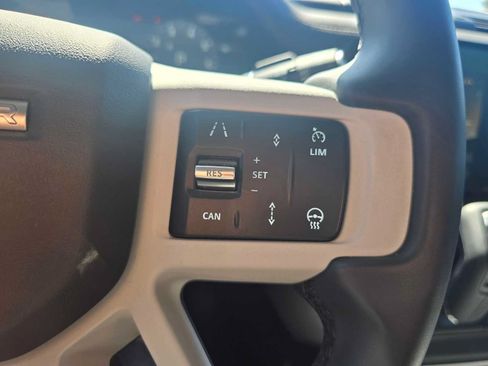 Used 2025 Land Rover Defender 110 S AWD/4WD image 32