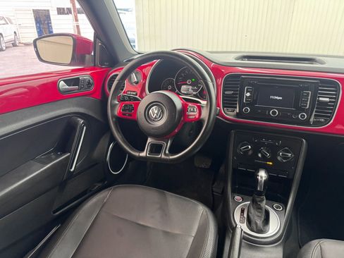 Used 2012 Volkswagen Beetle 2.5 image 14