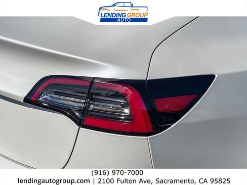 Used 2019 Tesla Model 3 Standard Range RWD image 8