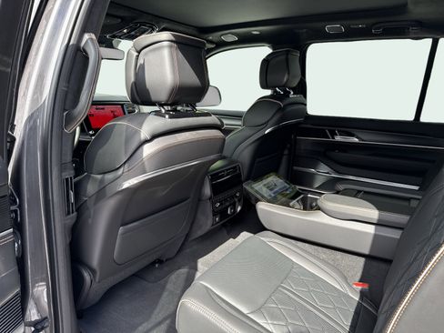 New 2025 Jeep Grand Wagoneer Series III w/ Quick Order Packagew 28T image 8