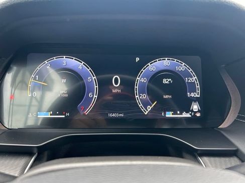 Used 2025 Jeep Grand Cherokee L Laredo RWD image 7
