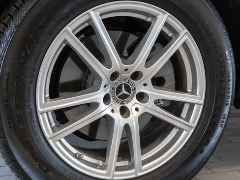 Used 2023 Mercedes-Benz GLC 300 image 32