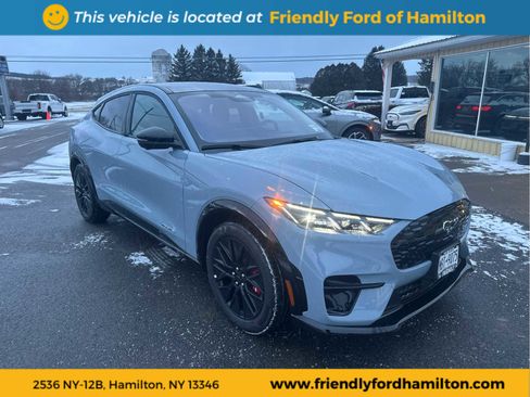 Used 2025 Ford Mustang Mach-E Premium w/ Sport Appearance Package image 4