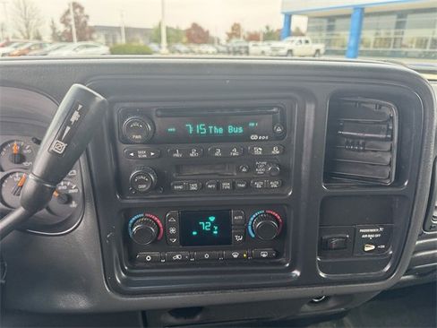 Used 2003 Chevrolet Silverado 2500 LS image 20