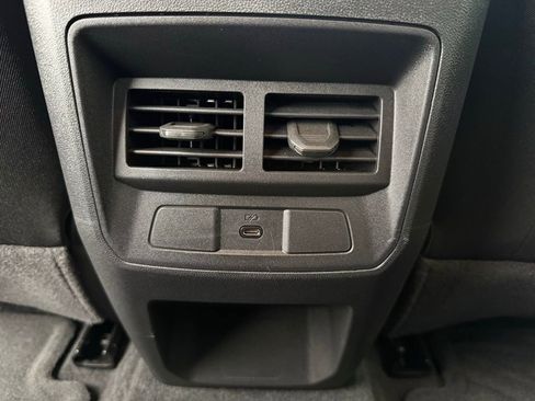 Used 2025 GMC Canyon Elevation image 13