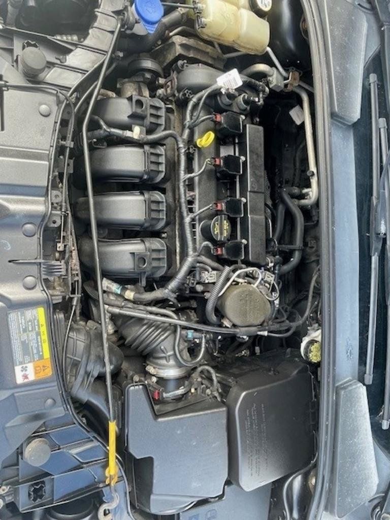 Used 2013 Ford Focus SE FWD image 14
