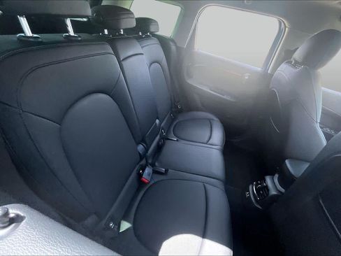 Used 2024 MINI Cooper Countryman S FWD image 18