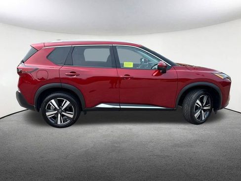 Used 2023 Nissan Rogue SL image 14