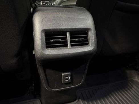 Used 2019 Chevrolet Equinox LT AWD/4WD image 22
