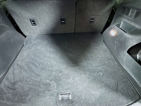 Used 2024 Ford Edge ST-Line image 25